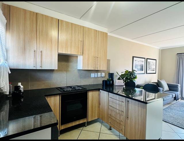 2 BEDROOM APARTMENT FOR SALE IN SAGEWOOD